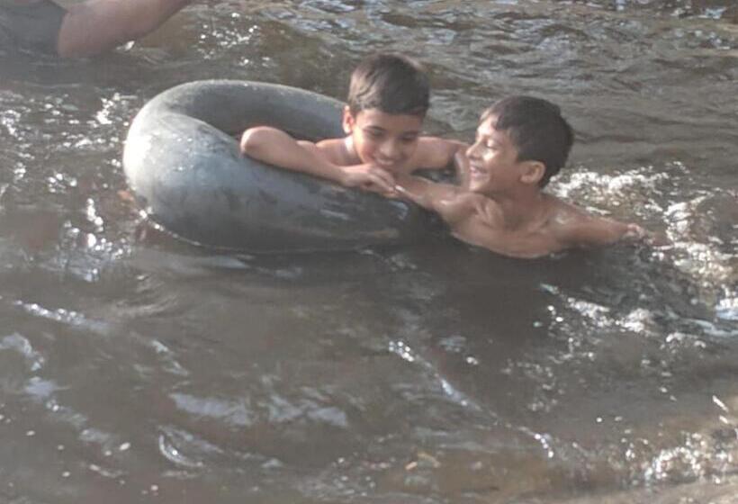 Hotel Nettle Trees Farm Stay