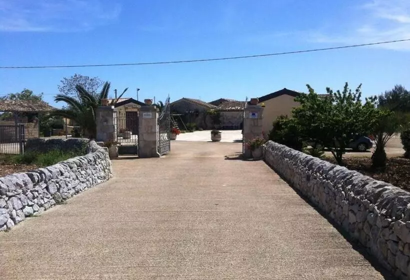 ホテル Oasi Di Cava Ispica