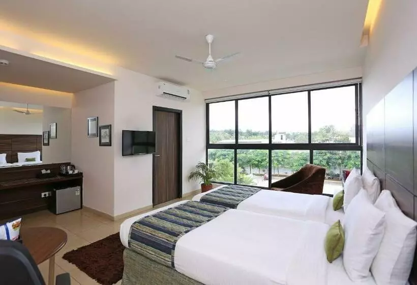 Hotelli Oyo 7386 The Oasis