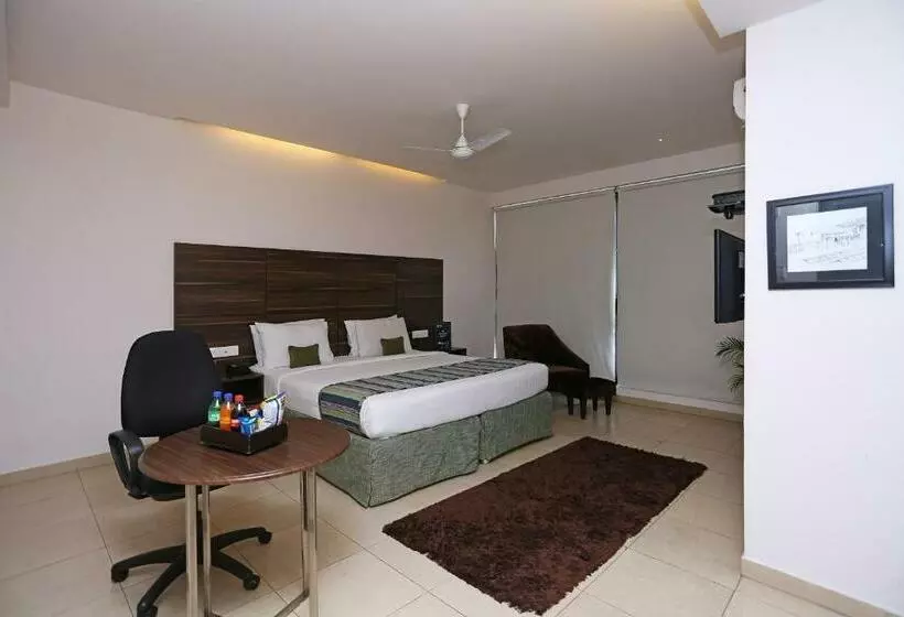 Hotelli Oyo 7386 The Oasis