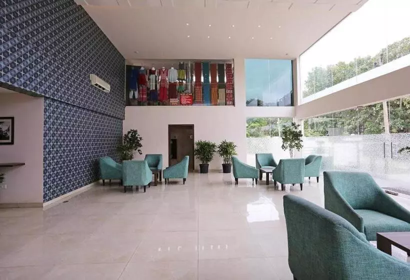 Hotelli Oyo 7386 The Oasis