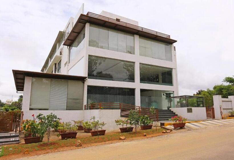 ホテル Oyo 7386 The Oasis