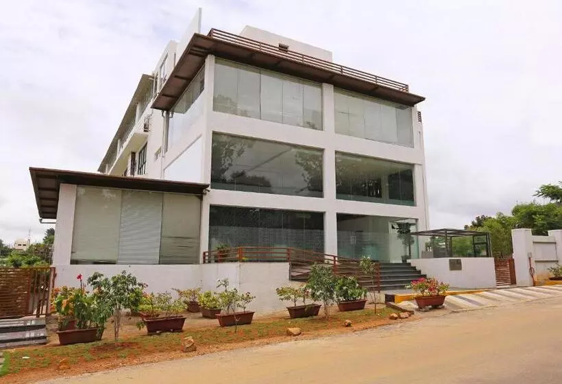 Hotelli Oyo 7386 The Oasis