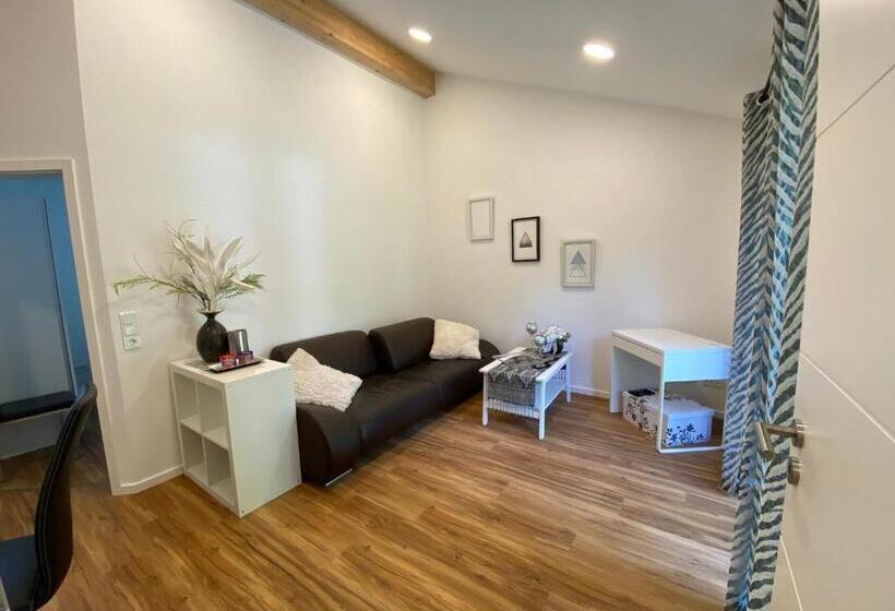 Otel Waldhaus Oelper