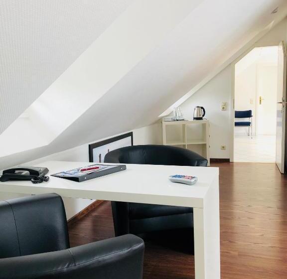 Otel Waldhaus Oelper