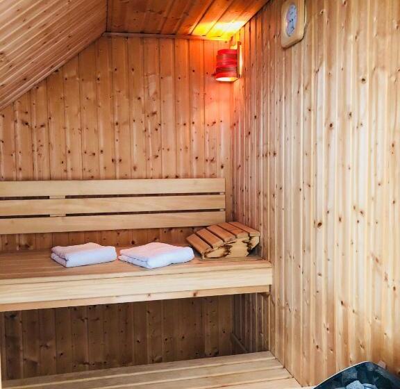 Otel Waldhaus Oelper