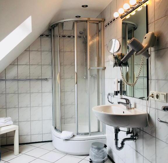 Otel Waldhaus Oelper