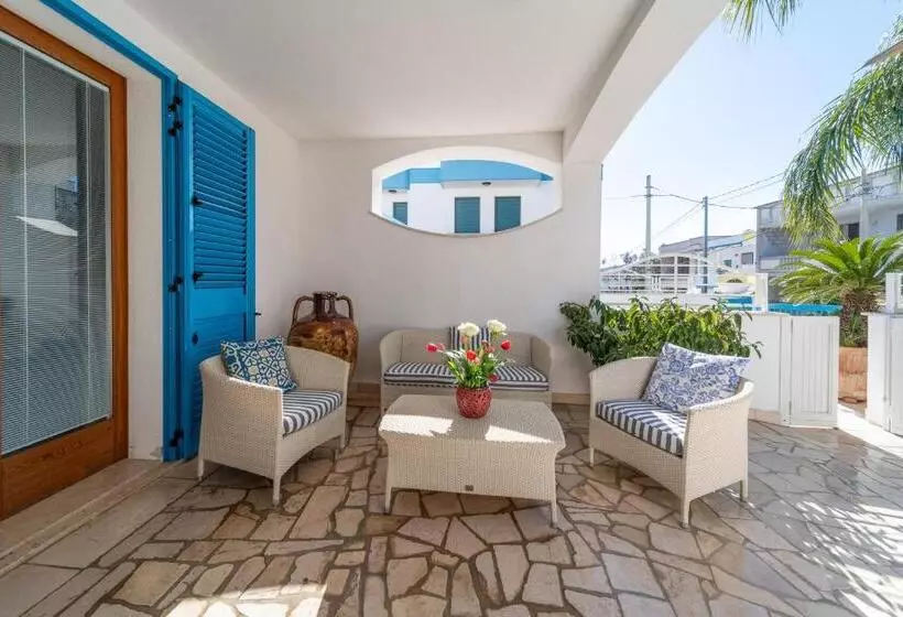 Lo Scalo Bed And Breakfast Marina Di Novaglie
