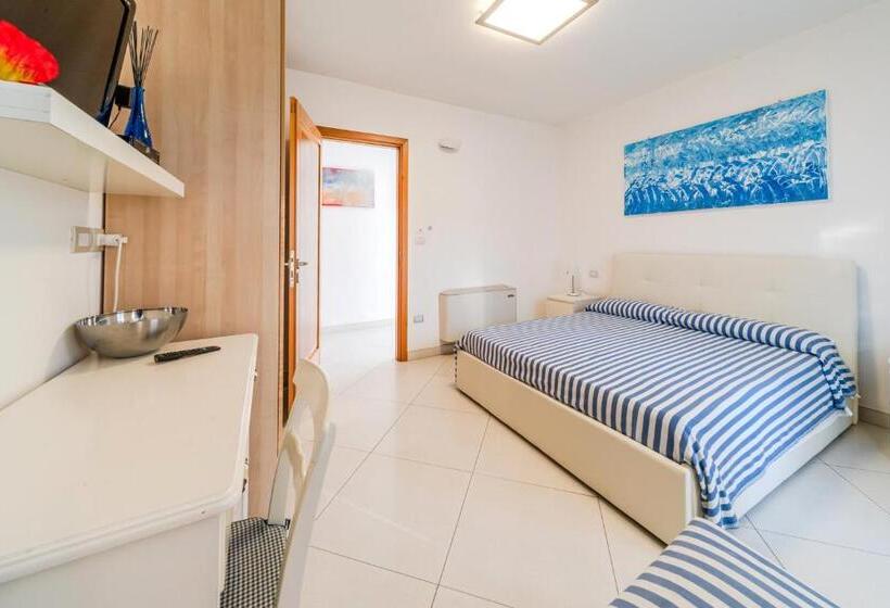 Lo Scalo Bed And Breakfast Marina Di Novaglie