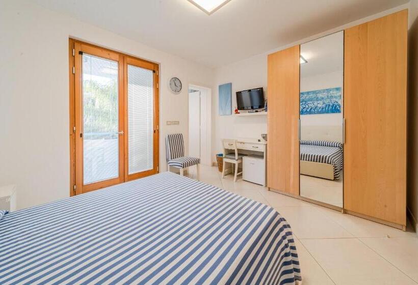 Lo Scalo Bed And Breakfast Marina Di Novaglie