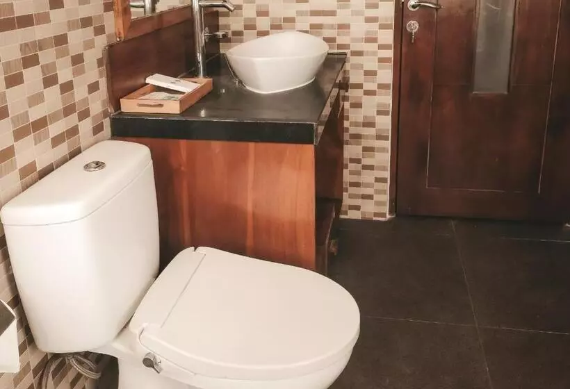 پانسیون Escape Bajo