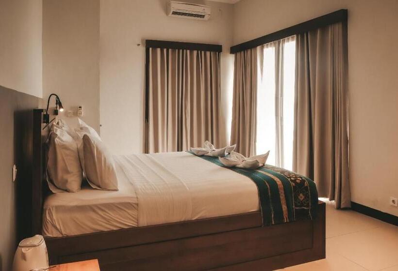 פנסיון Escape Bajo