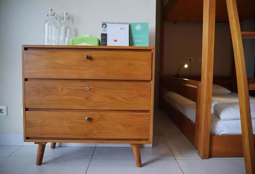 پانسیون Escape Bajo