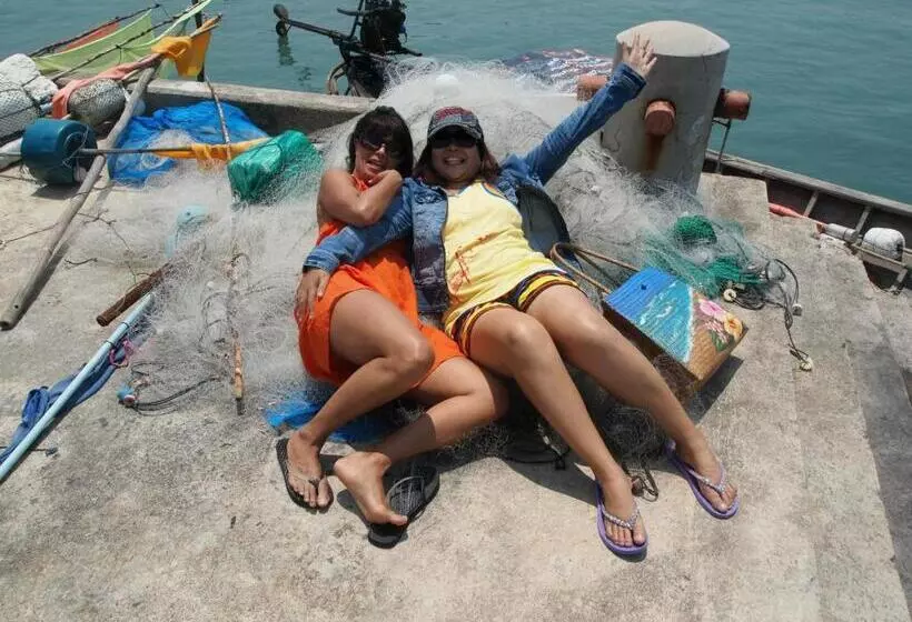 Majatalo Fisherman Guesthouse