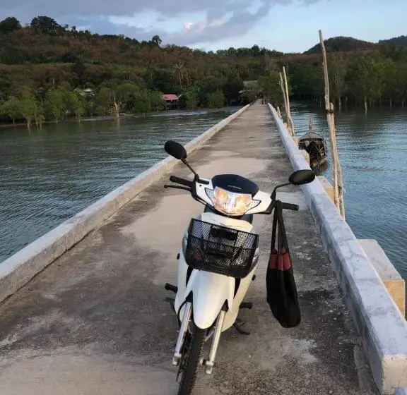 Majatalo Fisherman Guesthouse