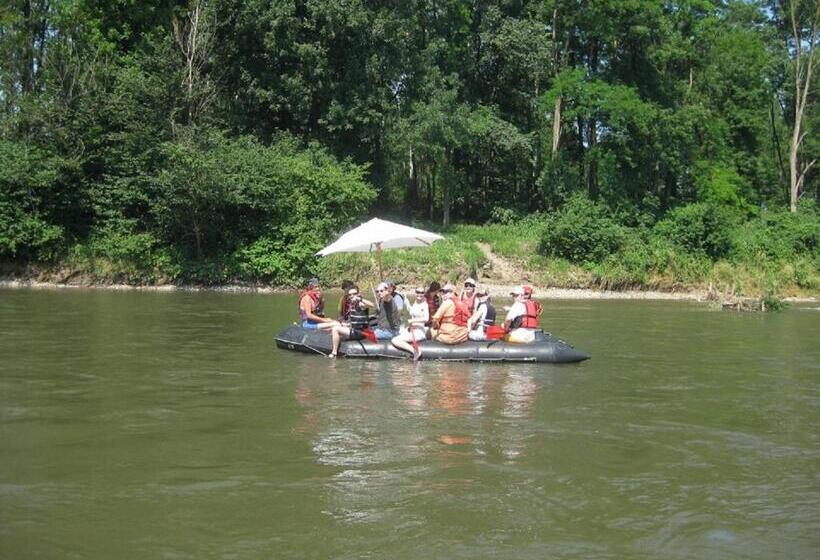 پانسیون Gostišče Guest House Stari Hrast