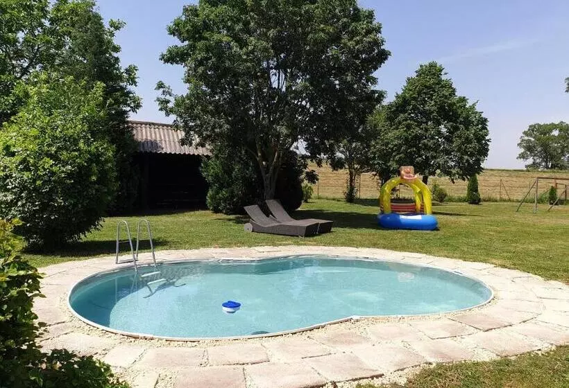 Rába Part Apartman