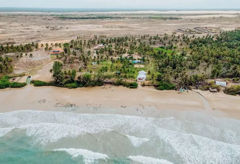 Hotelli Villa Baleia