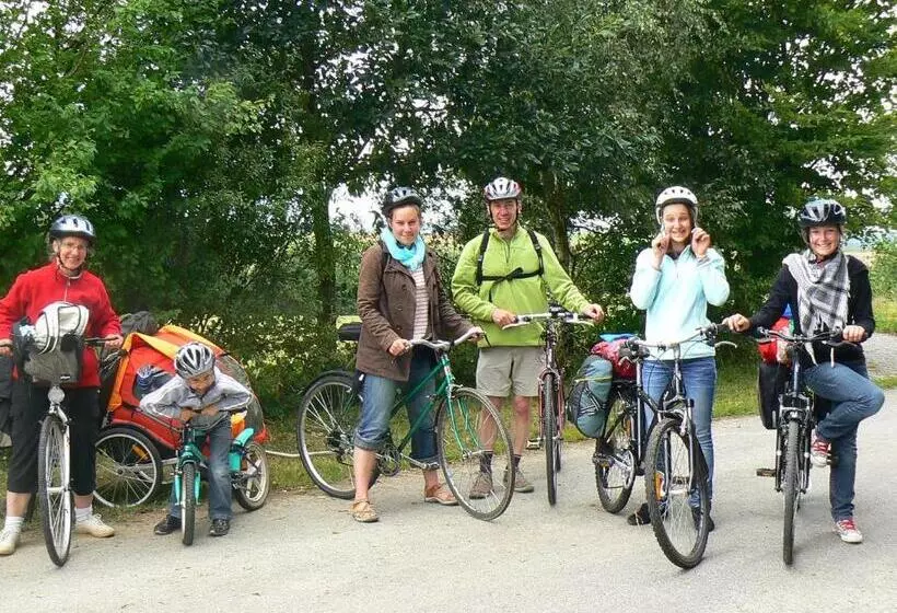 Majatalo La Ferme De La Cavalerie