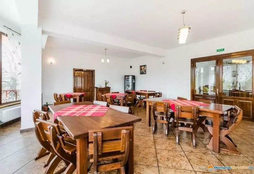 Pension Creasta De Vis