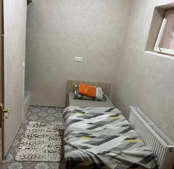 ユースホステル готель максим