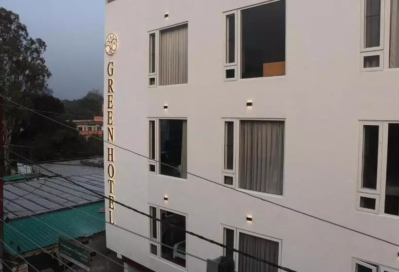 Green Hotel   Behind Parmarth Niketan