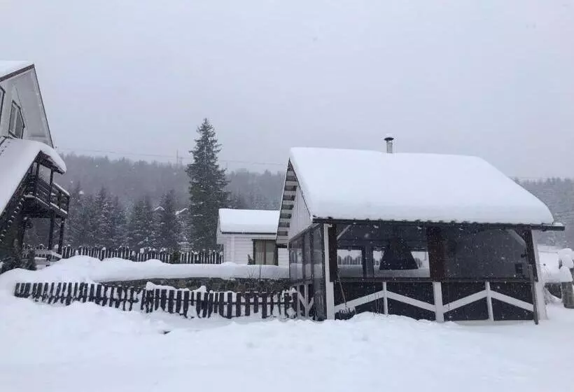 ペンション гостьовий дім круасан сімейний
