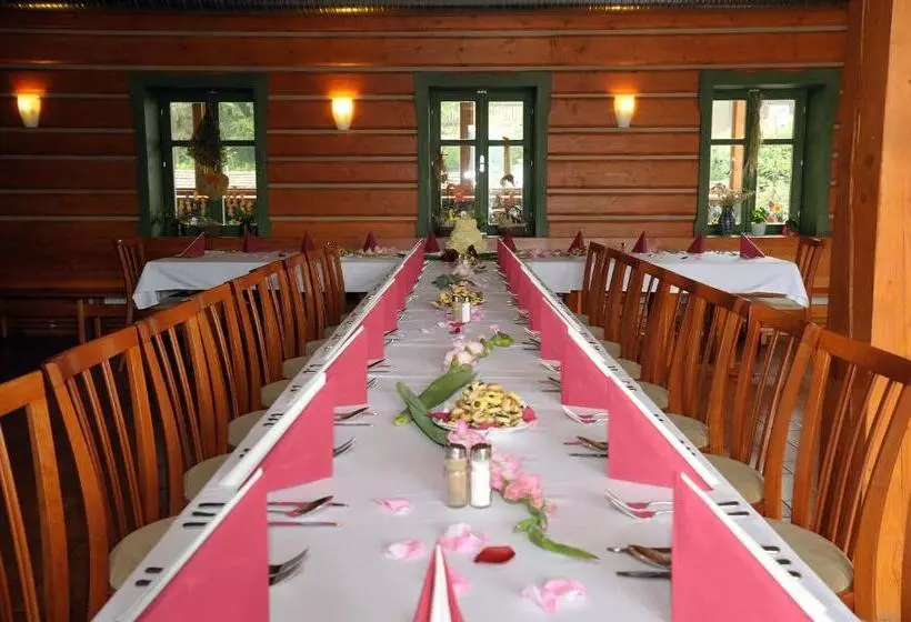 ペンション Lesní Chata