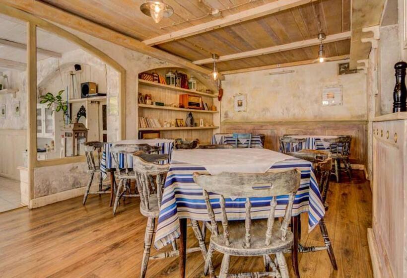 پانسیون Mali Miločer Bay Accommodation