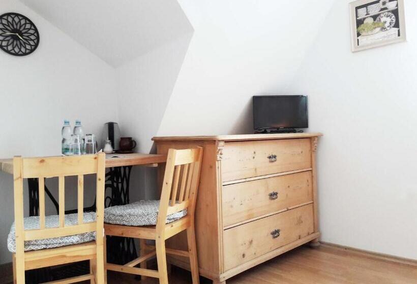 פנסיון U Kalíšku