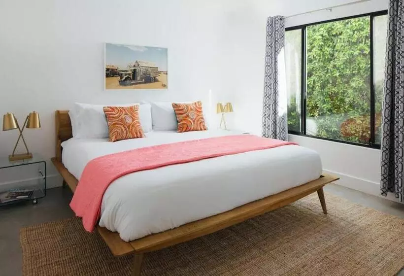 El Cid By Avantstay 16 Occ Full Hotel Buyout In Palm Springs W Pool