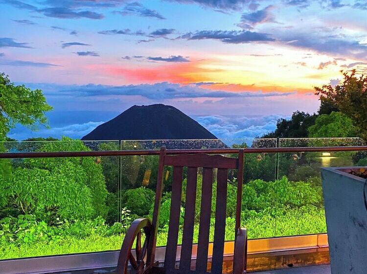 هتل Casa 1800 Cerro Verde Boutique