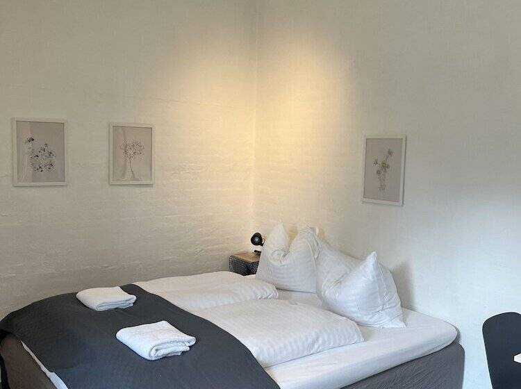 فندق Hartel House