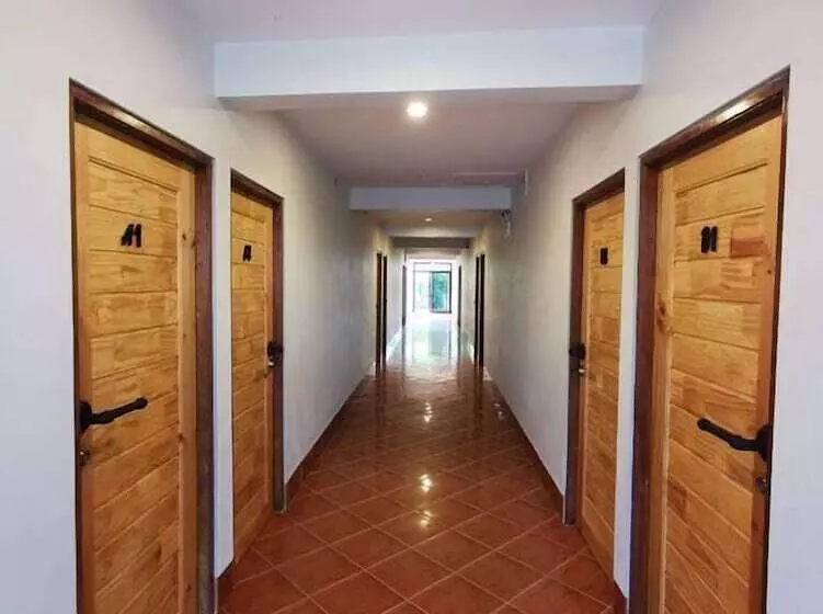 هتل Pakarang Resort