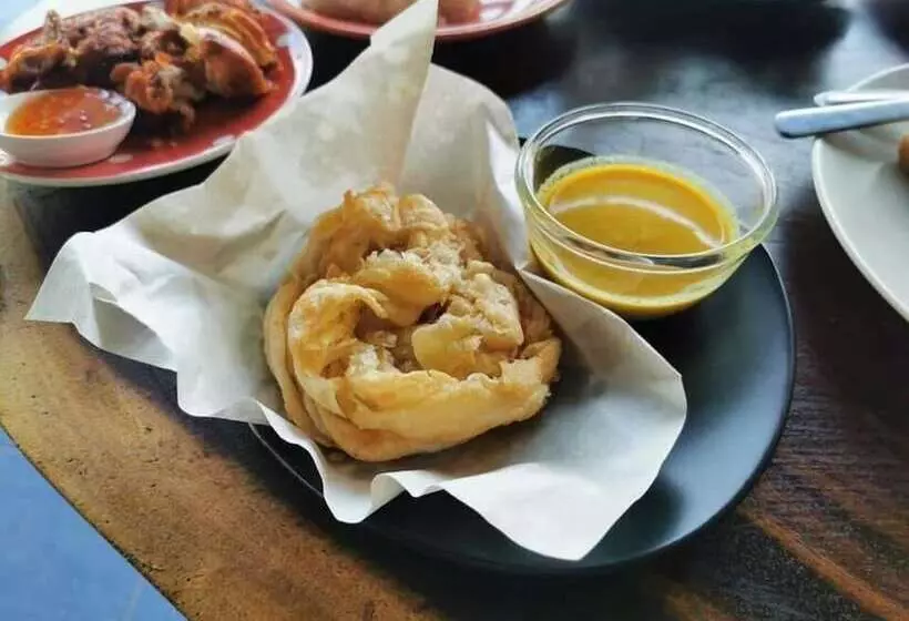 هتل Pakarang Resort