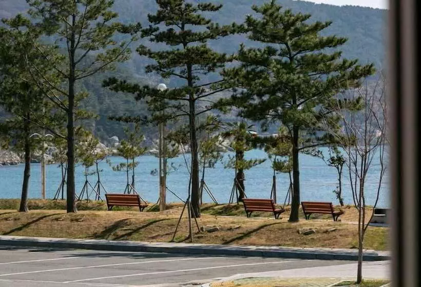 Hotelli Gatnaeum Pension