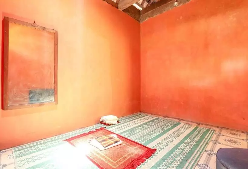 هتل Iran Homestay