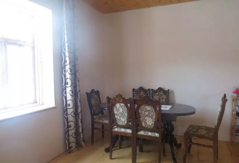 هتل Irma's Guesthouse