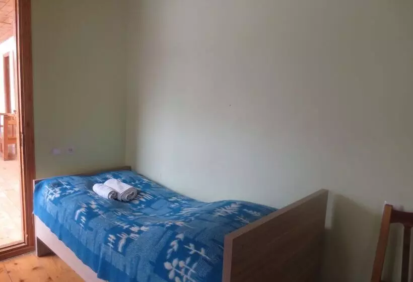 هتل Irma's Guesthouse