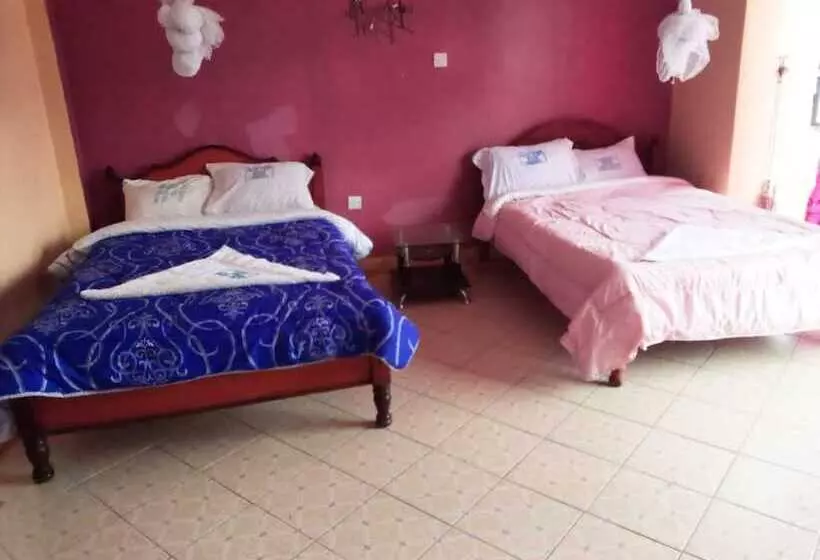 هتل Jajos Guest House