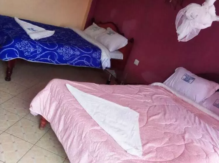 هتل Jajos Guest House