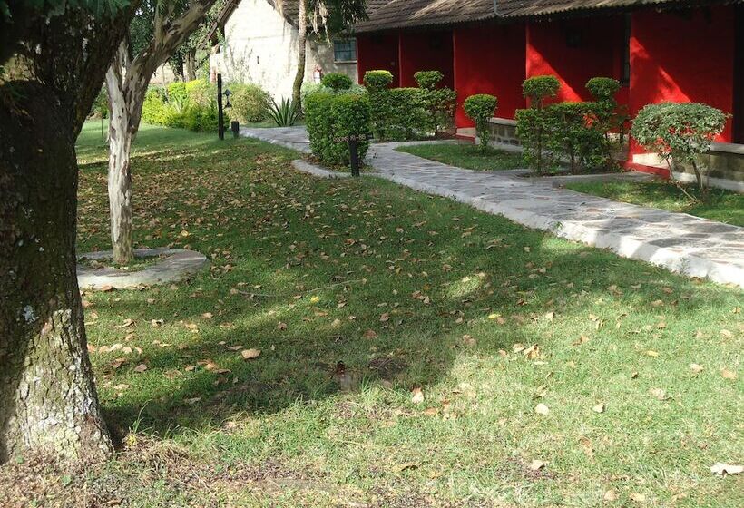 هتل Mara River Lodge