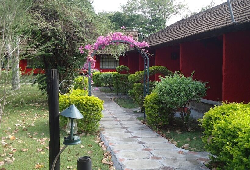 هتل Mara River Lodge