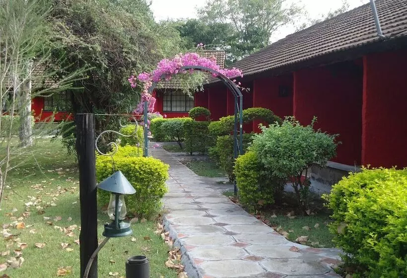 هتل Mara River Lodge