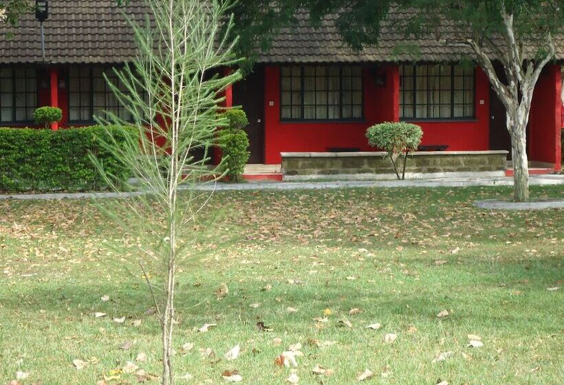 هتل Mara River Lodge