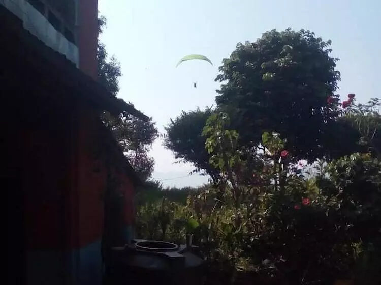 هتل Nature Side Cottage
