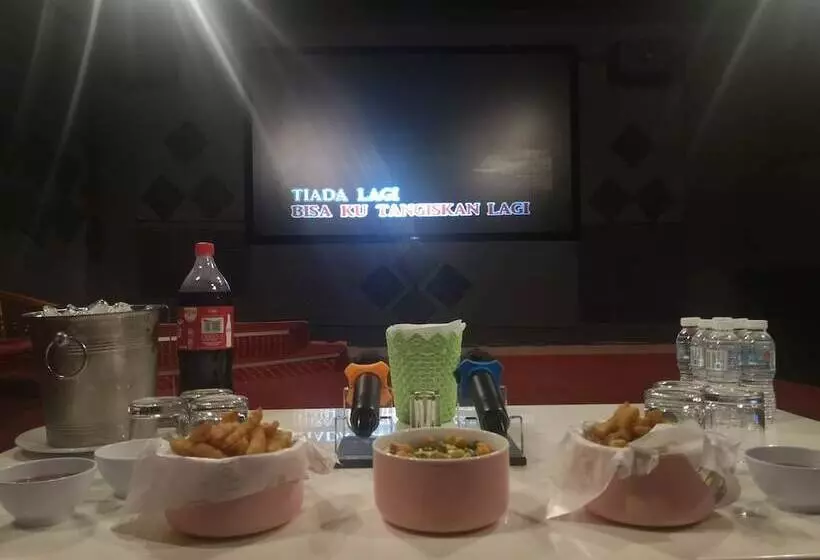 ホテル Putra Brasmana