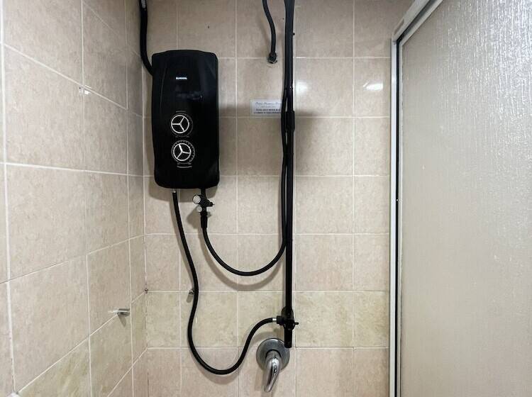 فندق Putra Brasmana