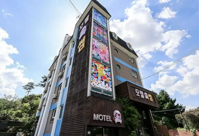 Hotelli Sejong Some