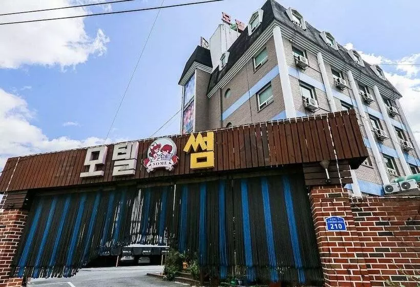 Hotelli Sejong Some